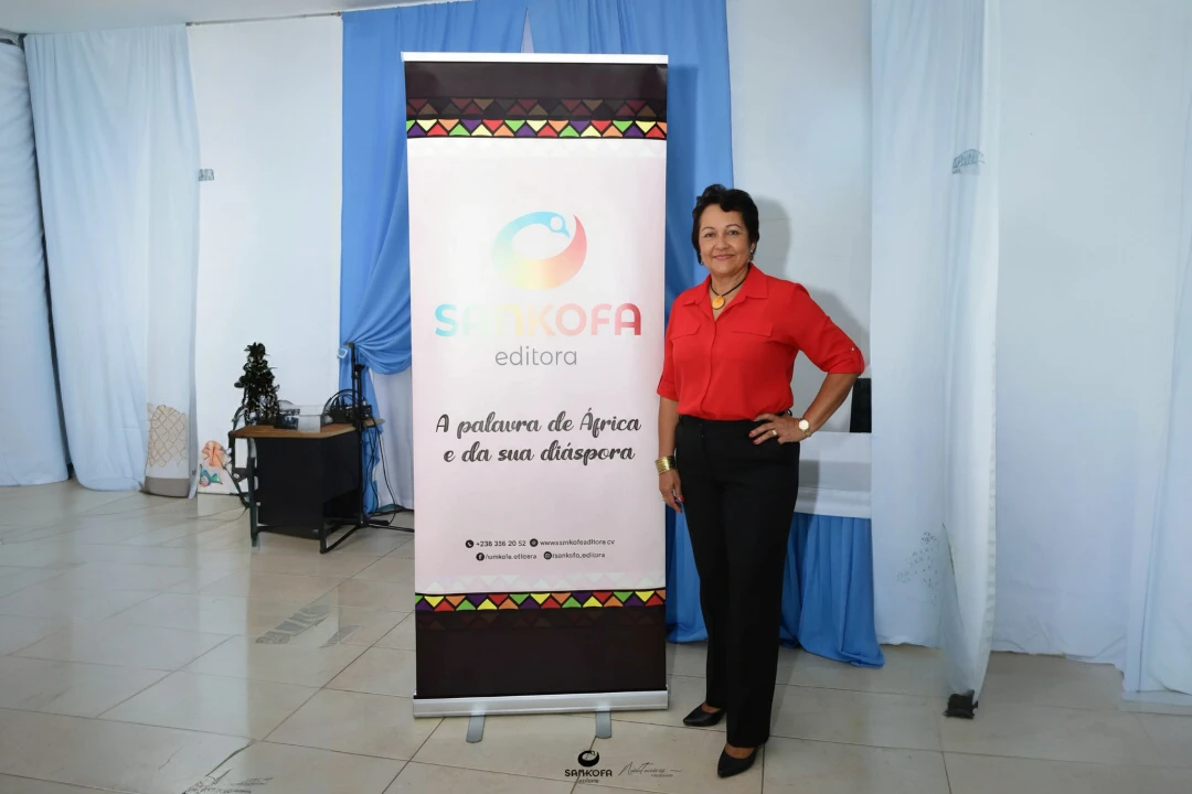 autora Molina
